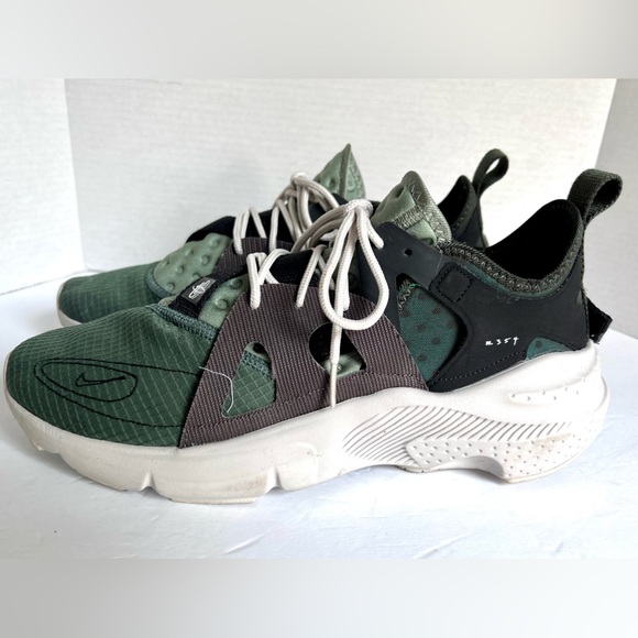 Nike Men’s Huarache-Type Size 13 - Picture 2 of 10